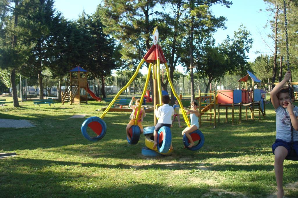 Club Del Sole Roseto Degli Abruzzi Easy Camping Village Exterior foto